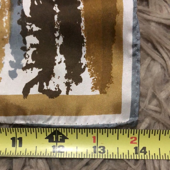 Gorgeous Vintage Vera Neumann Scarf-Polyester-Browns/Gray/White-GUC - Picture 11 of 15
